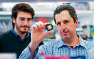 Hebrew University's Prof. Koby Nahmias