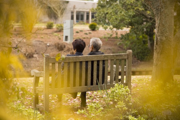 Hebrew University Research Finds Optimism Extends Life Expectancy Among Seniors